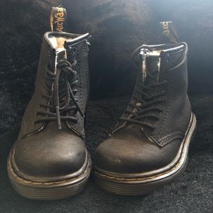 Dr. Martens size 8 kids toddler serena faux fur